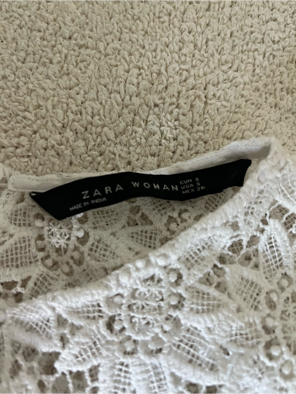 Zara White Floral Lace Short-Sleeve Top - Picture 2 of 2